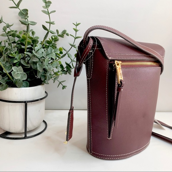 Calvin Klein Lock Bucket Leather Merlot Crossbody - Picture 3 of 13